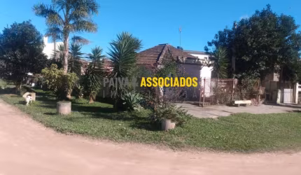 Casa com 2 quartos à venda na Érico Verissimo, 300, Centro, Capão do Leão por R$ 130.000
