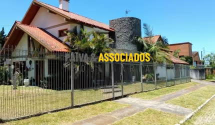 Casa com 4 quartos à venda na Menna Barreto, 820, Areal, Pelotas por R$ 1.630.000