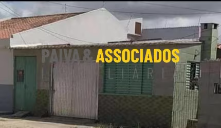 Casa com 2 quartos à venda na Doutor Rocha Júnior, 86, Três Vendas, Pelotas por R$ 158.000