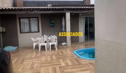 Casa com 2 quartos à venda na Doutor Francisco Ferreira Veloso, 975, Três Vendas, Pelotas por R$ 375.000