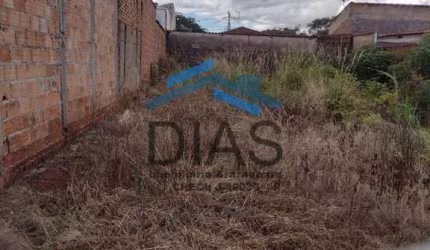 TERRENO 250 M JARDIM DAS ESTAÇÕES PRÓXIMO A ESTRADA FERRO ÓTIMA LOCALIZAÇÃO