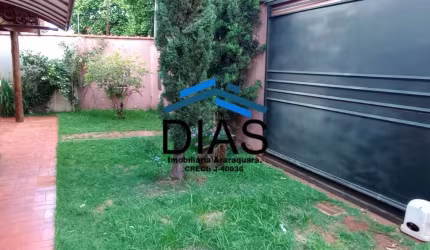 PARQUE DAS LARANJEIRAS DOIS DORMITÓRIOS QUINTAL AMPLO LINDO PAISAGISMO