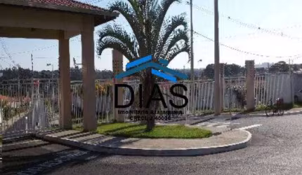 VILLAGGIO DO SOL RESIDENCIAL CONDOMÍNIO PRÓXIMO AO CENTRO DA CIDADE