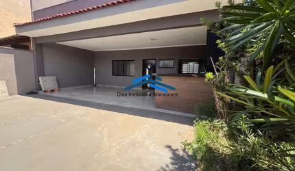 RESIDENCIAL LUPO II SOBRADO SACADA 3 DORMITÓRIOS UM SUÍTE ÁREA GOURMET