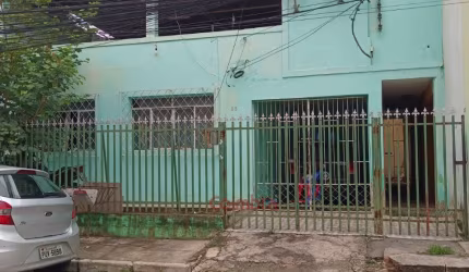 Casa no bairro de Lourdes