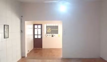 2 Casas total de 7 quartos, à venda em Recife, Barro. Detalhe com POÇO ARTESIANO.