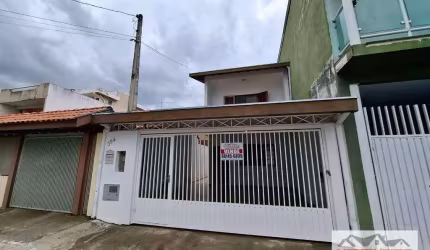 Lindo Sobrado 3 dormitórios no Bosque dos Ipês