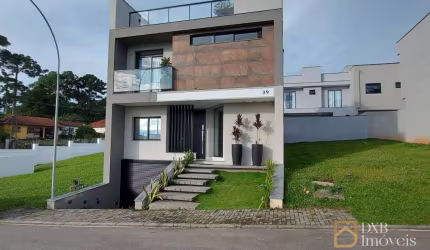 Casa com 4 Suítes à venda, 293 m² por R$ 2.500.000 - Santa Cândida - Curitiba/PR
