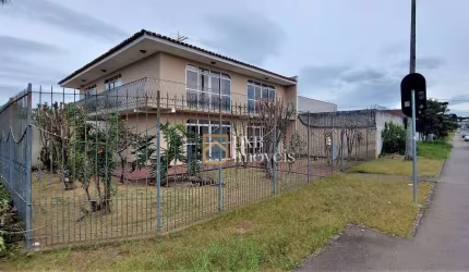 Casa com 5 dormitórios para alugar, 274 m² por R$ 5.446/mês - Uberaba - Curitiba/PR