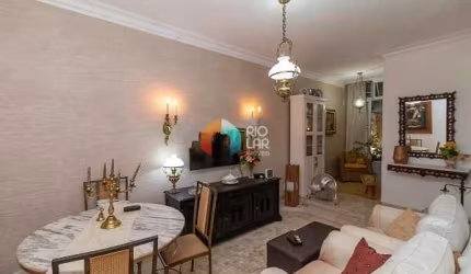 Parque do Flamengo, Apartamento, 2 quartos, 2 Banheiros, 1 Vaga de Garagem, Portaria 24 Horas, Área