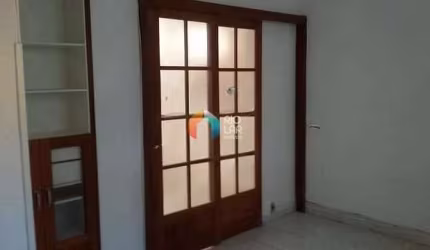 Santa Teresa, Apartamento Térreo 2 Quartos, Suíte, 2 Banheiros, Área externa, Proximidade da Lapa,