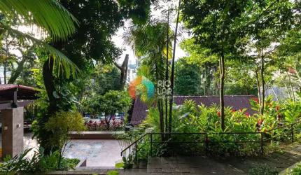 Apartamento, Cosme Velho, 2 quartos, sala em dois Ambientes, varanda, vista Livre, cozinha com armá