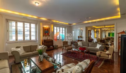 Praia do Flamengo, Luxuoso Apartamento, 4 Quartos, sendo 2 Suítes Master com Closet, 2 por Andar, 3