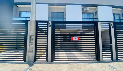 Casa para Venda em Matinhos, Balneário Riviera, 2 dormitórios, 2 suítes, 1 vaga