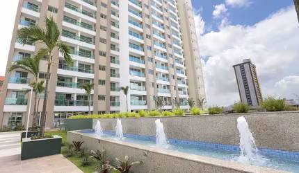 ALUGO apartamento, 2 quartos, lazer completo, em frente ao Farias Brito da Senador Pompeu.