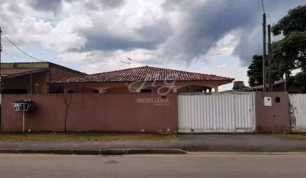 Casa à venda no bairro Jardim Paulista em Campina Grande do Sul/PR