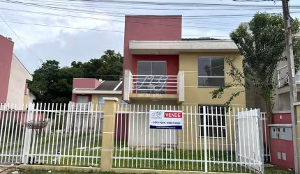 Sobrado à venda no bairro Jardim Menino Deus - Quatro Barras/PR