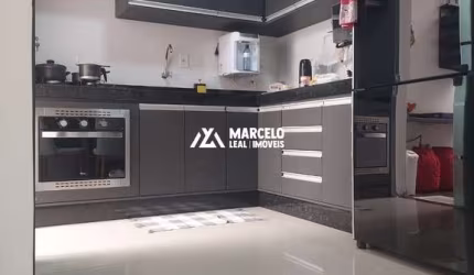 Linda casa á venda apenas 50 mts do Shopping Conquista sul com 3/4, sendo uma su