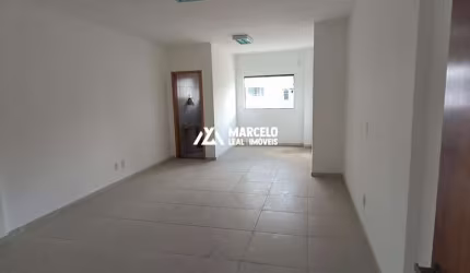 Alugo salas comerciais com sanitário privativo em região central a poucos metros