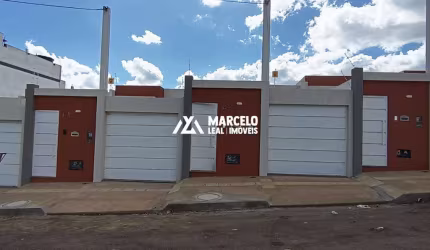 Casas em construção no Bairro Primavera apartir de R$ 189 mil com 2/4 e R$215 mi