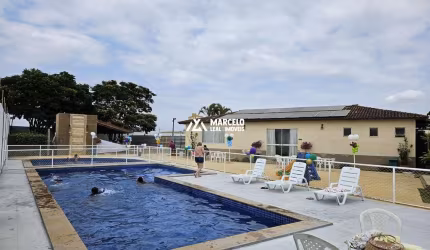 Casa de 3/4 reformada e ampliada em ótima localização dentro do Condominio Vila