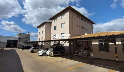 Vendo apto de 2 andar com 2/4 sendo 01 suíte em ótima localização a poucos mts d