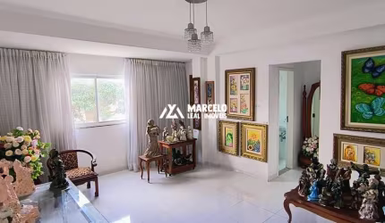 Vendo amplo  apartamento com 221 M2 sendo distribuidos em 6 quartos sendo 4 suít