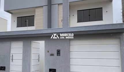 Casa com 97m², 3 dormitórios com 1 suite no bairro Felícia em Vitória da Conquis