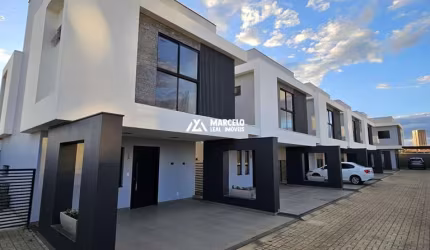 Casa Duplex de 3 Suítes no B. Boa Vista