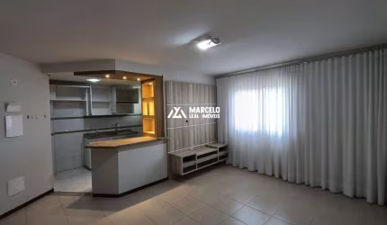 Vendo apto de 2/4 sendo 01 suíte com móveis planejados e 02 vagas no 7º em condo
