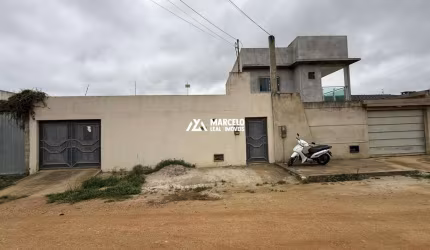 Vendo lote  com pequena casa nos fundos no Loteamento REcanto dos Passaros em Vi