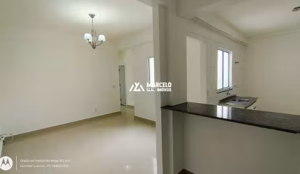 Vendo Apartamento 1º andar, 2/4 sendo uma suíte com varanda no Candeias em Vitór