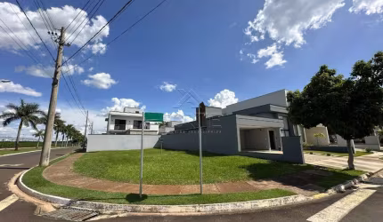 Terreno em condomínio fechado à venda na Alnessio Penteado, 1, Parque Taquaral, Piracicaba por R$ 230.000