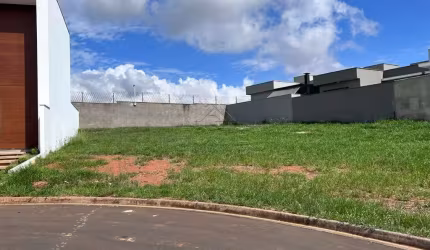 Terreno em condomínio fechado à venda no Parque Taquaral, Piracicaba  por R$ 538.000