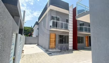 Casa 2 dormitórios para Venda em Rio das Ostras, EXTENSÃO DO BOSQUE, 2 dormitórios, 2 suítes, 3 banheiros, 2 vagas