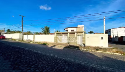 Casa com 3 dormitórios à venda, 200 m² por R$ 495.000,00 - Emaús - Parnamirim/RN