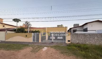 Casa com 5 dormitórios à venda, 320 m² por R$ 800.000 - Lagoa Nova - Natal/RN. (10 METROS DA UFRN)