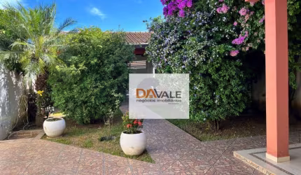 Sobrado à venda, 239 m² por R$ 980.000,00 - Vila Resende - Caçapava/SP