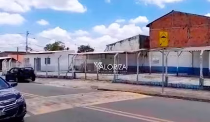 AREA COMERCIAL