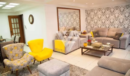 Casa com 5 dormitórios à venda, 275 m² por R$ 850.000,00 - Vila Trujillo - Sorocaba/SP