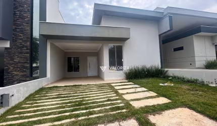 Casa com 3 dormitórios à venda, 112 m² por R$ 680.000,00 - Condomínio Terras de São Francisco - Sorocaba/SP
