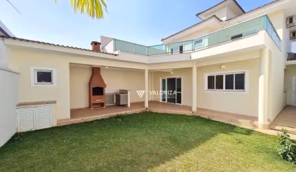Casa com 3 dormitórios à venda, 210 m² por R$ 1.150.000,00 - Condomínio Lago da Serra - Araçoiaba da Serra/SP