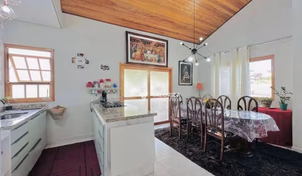 Casa à venda, 200 m² por R$ 900.000,00 - Condomínio Village Araçoiaba - Araçoiaba da Serra/SP