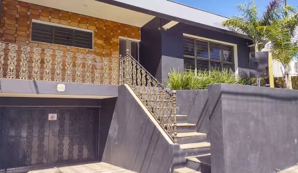 Casa com 3 dormitórios à venda, 274 m² por R$ 740.000,00 - Vila Independência - Sorocaba/SP