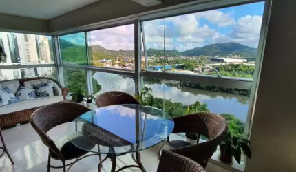 Apartamento Frente Mar