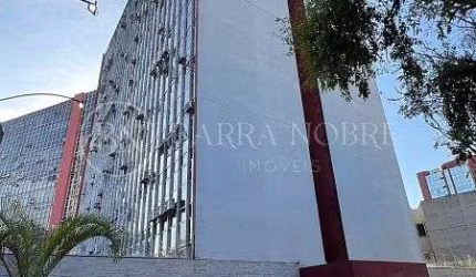 Localizada em frente a Catedral de Joinville