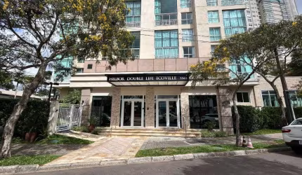 Apartamento com 2 Quartos e 4 banheiros à Venda em Curitiba-PR