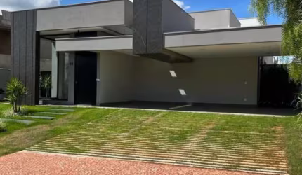Casa com 3 suítes com closet à Venda no Condomínio Alphaville I Zona Leste de Uberlândia!
