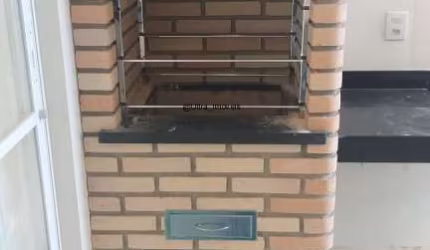 Casa 2 quartos, Suíte, Área Gourmet com Churrasqueira, Sala em dois ambientes, 2 vagas no bairro Bem Viver em Uberlândia