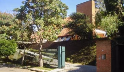 Casa em Condomínio para Venda em São Paulo / SP no bairro Retiro Morumbi